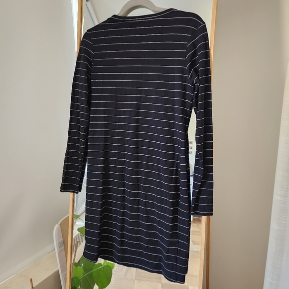 H&M Bodycon Black with White Stripes Dress - Picture 4 of 4